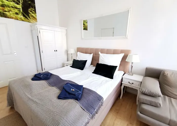Gastein By Rockchair Apartments L Superhost Status L 2 Bedrooms Boxspringbeds 1,5 Bathrooms - Cozy Family & Business Flair Welcomes You!