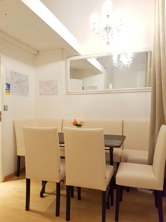 Gastein By Rockchair L Superhost Status L 2 Bedrooms Boxspringbeds 1,5 Bathrooms - Cozy Family & Business Flair Welcomes You! Berlin