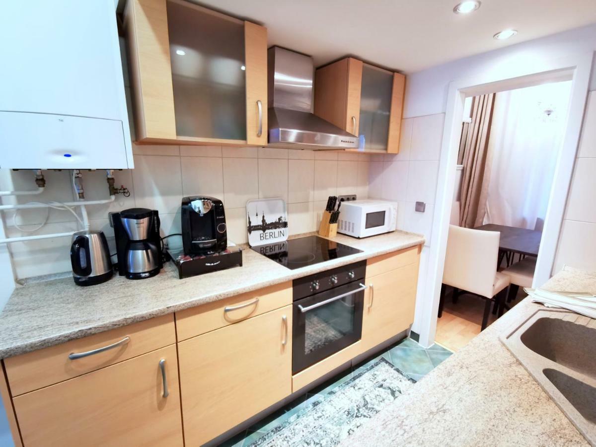 Apartment Gastein By Rockchair L Superhost Status L 2 Bedrooms Boxspringbeds 1,5 Bathrooms - Cozy Family & Business Flair Welcomes You! Berlin