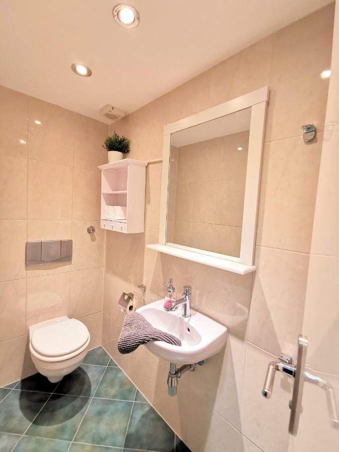 Apartment Gastein By Rockchair L Superhost Status L 2 Bedrooms Boxspringbeds 1,5 Bathrooms - Cozy Family & Business Flair Welcomes You! *