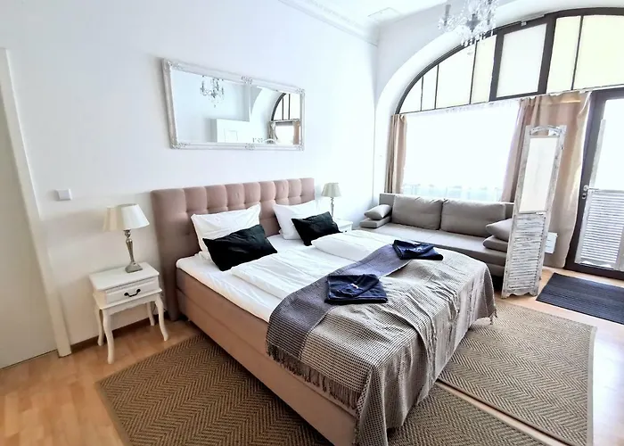 Gastein By Rockchair Apartments L Superhost Status L 2 Bedrooms Boxspringbeds 1,5 Bathrooms - Cozy Family & Business Flair Welcomes You!